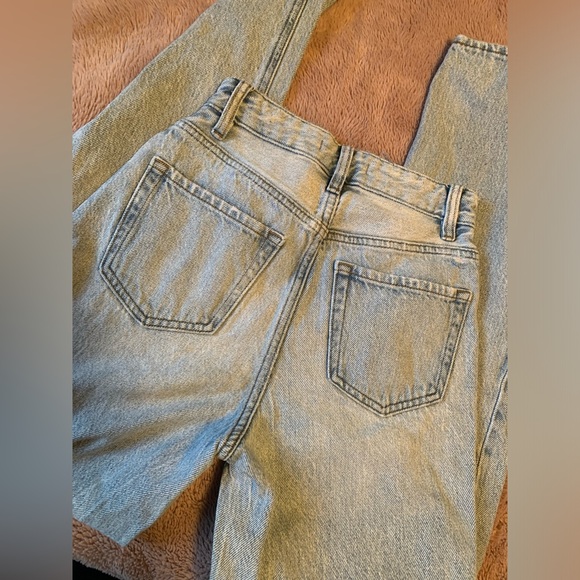 Pacsun high waisted light wash jeans - Picture 4 of 5